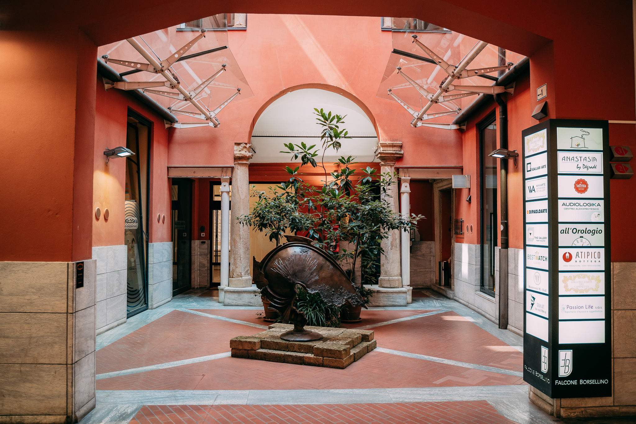 Galleria Falcone e Borsellino a Bologna